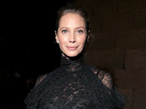 christy turlington bob versace|christy turlington greatest break.